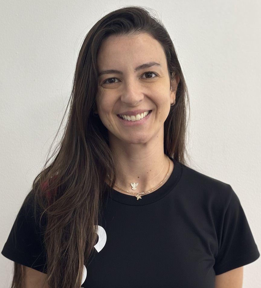 Amanda Maria M. G. da Silveira