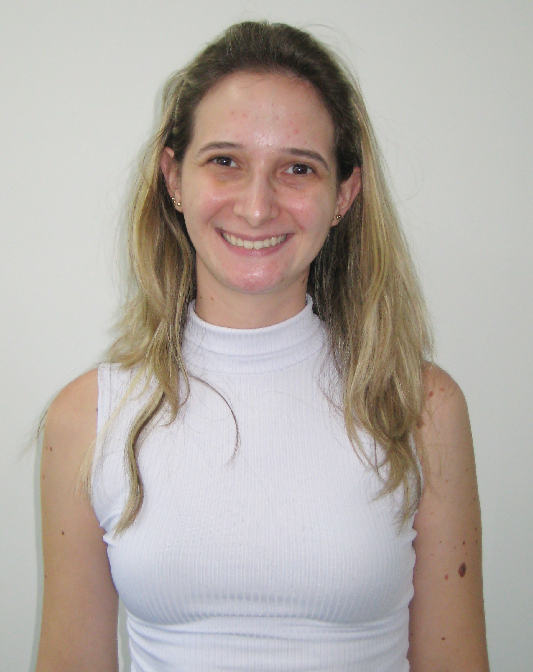 Vivian Vanzella Espósito